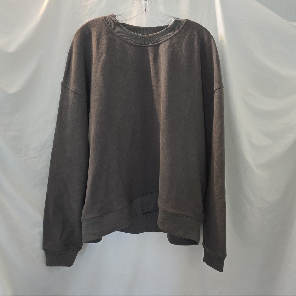 Comfrt Heavyweight Signature Crewneck Sweatshirt Unisex XL Gray Athleisure Cozy